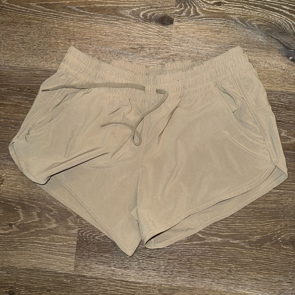 Women's Columbia Women's 3" Shorts Bogata Bay Stretch Tan Casual Shorts